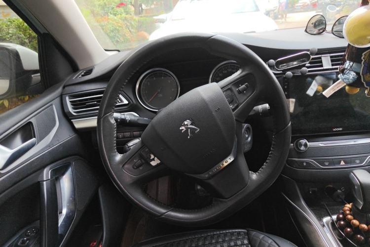Used Peugeot 408 2015 1.2T Automatic Luxury Edition Steering Wheel