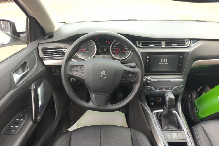 Used Peugeot 408 2015 1.2T Automatic Luxury Edition Steering Wheel