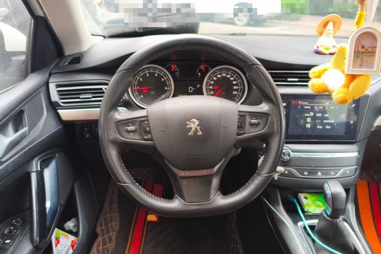 Used Peugeot 408 2015 1.2T Automatic Luxury Edition Steering Wheel