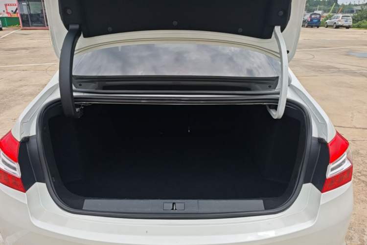 Used Peugeot 408 2015 1.2T Automatic Luxury Edition Trunk