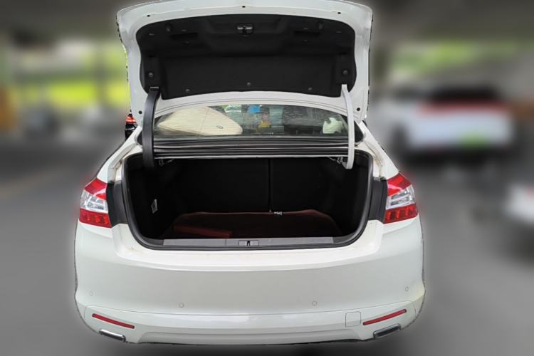Used Peugeot 408 2015 1.2T Automatic Luxury Edition Trunk