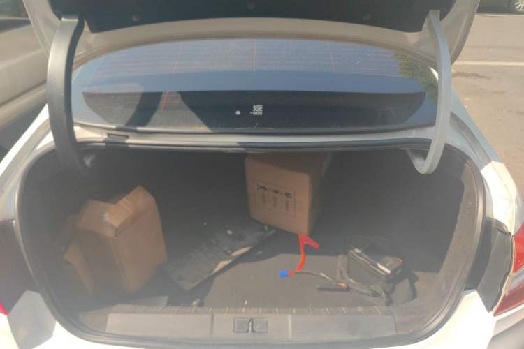 Used Peugeot 408 2015 1.2T Automatic Luxury Edition Trunk