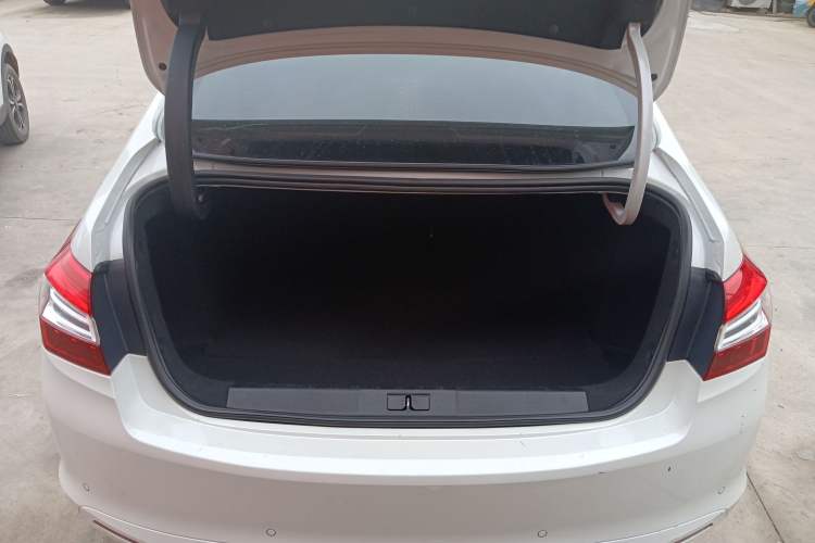 Used Peugeot 408 2015 1.2T Automatic Luxury Edition Trunk