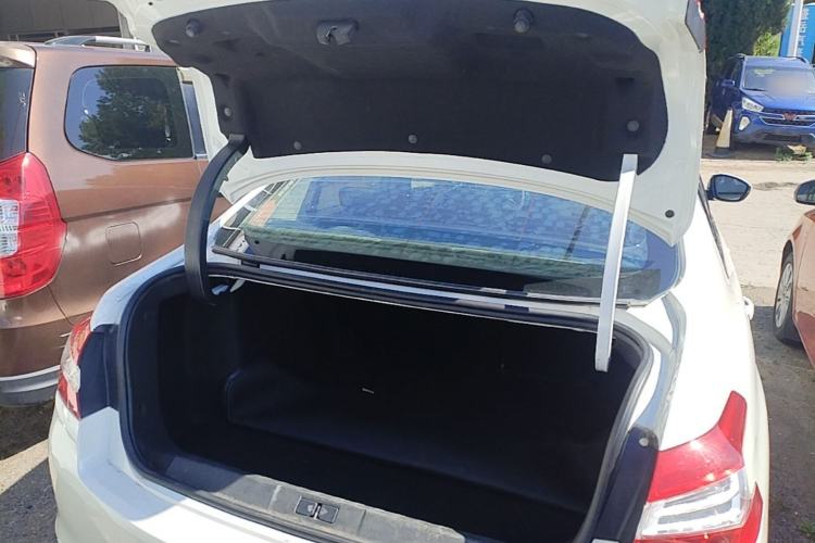 Used Peugeot 408 2015 1.2T Automatic Luxury Edition Trunk