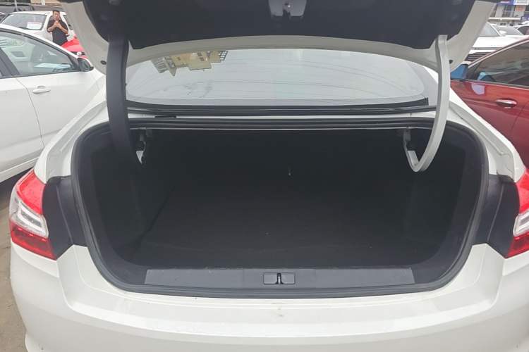 Used Peugeot 408 2015 1.2T Automatic Luxury Edition Trunk