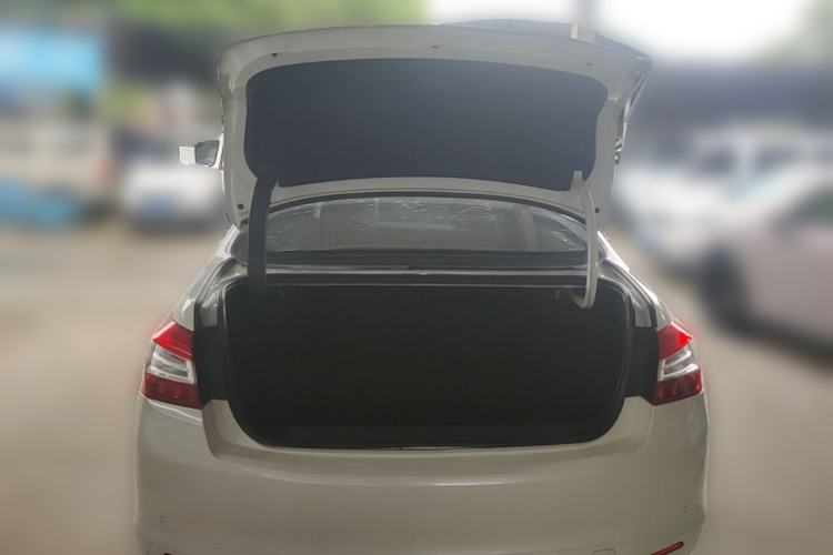 Used Peugeot 408 2015 1.2T Automatic Luxury Edition Trunk