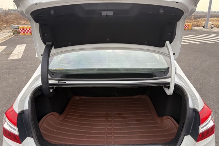 Used Peugeot 408 2015 1.2T Automatic Luxury Edition Trunk
