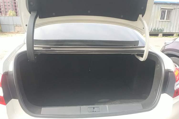 Used Peugeot 408 2015 1.2T Automatic Luxury Edition Trunk
