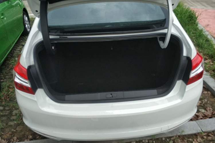 Used Peugeot 408 2015 1.2T Automatic Luxury Edition Trunk