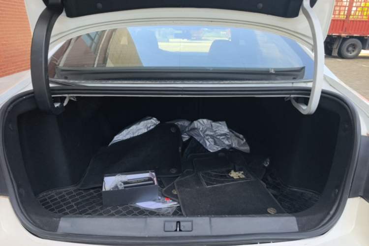 Used Peugeot 408 2015 1.2T Automatic Glory Edition Trunk