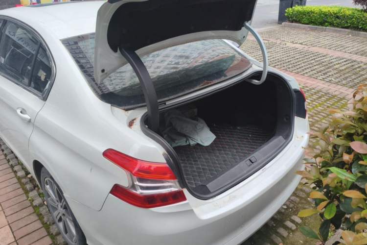 Used Peugeot 408 2015 1.2T Automatic Luxury Edition Trunk