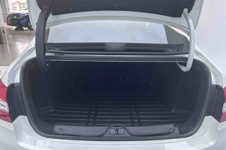 Used Peugeot 408 2015 1.2T Automatic Luxury Edition Trunk