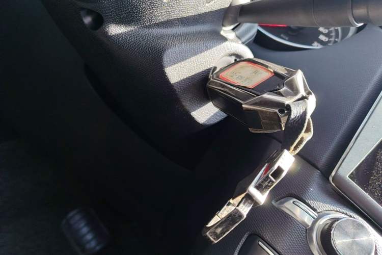 Used Peugeot 408 2015 1.2T Automatic Luxury Edition Vehicle Key