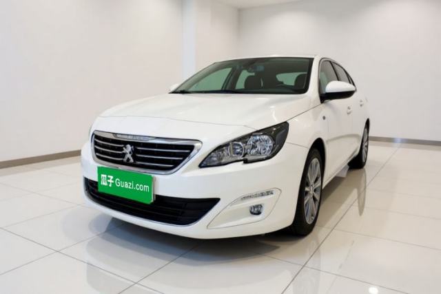 Gebrauchter Peugeot 408 2015 1.2T Automatic Luxury Edition