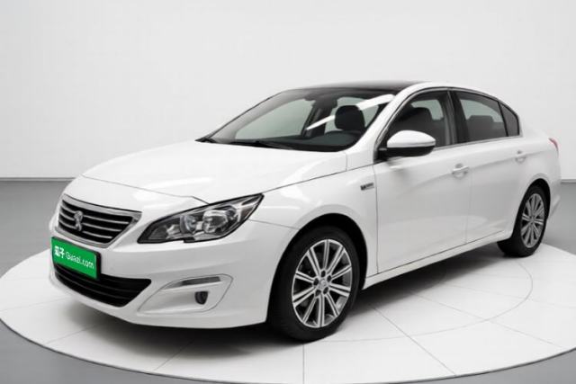 Ojetý Peugeot 408 2015 1.2T Automatic Luxury Edition