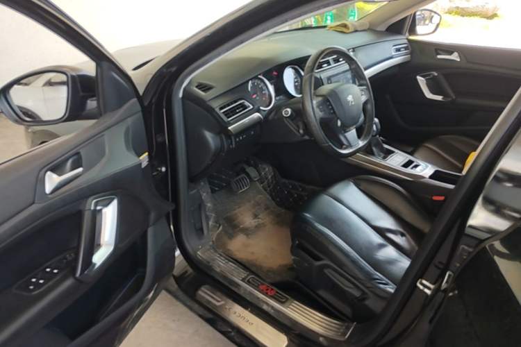 Used Peugeot 408 2016 1.6T Automatic Luxury Edition Driver Seat