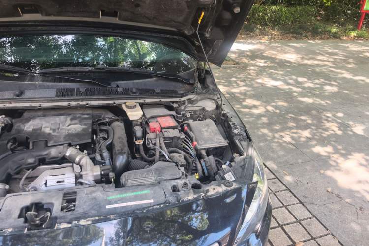 Used Peugeot 408 2016 1.6T Automatic Luxury Edition Engine Bay Left