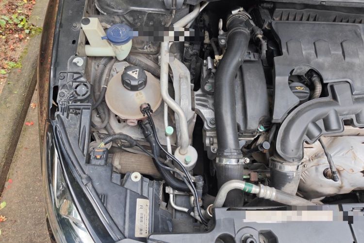 Used Peugeot 408 2016 1.6T Automatic Luxury Edition Engine Bay Right