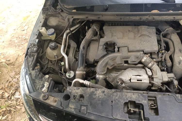 Used Peugeot 408 2016 1.6T Automatic Luxury Edition Engine Bay Right