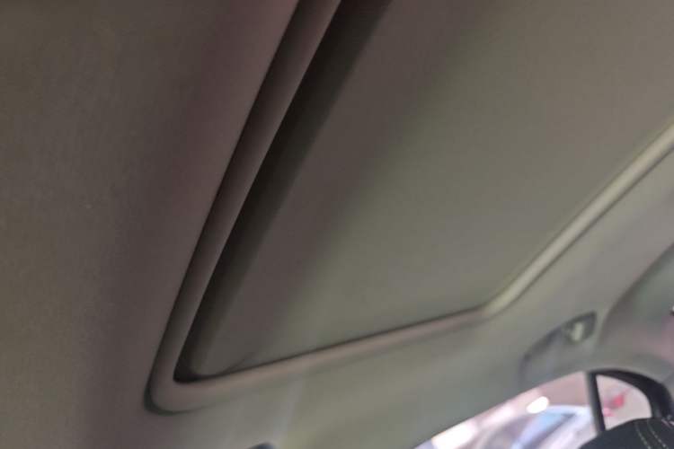 Used Peugeot 408 2016 1.6T Automatic Luxury Edition Headliner
