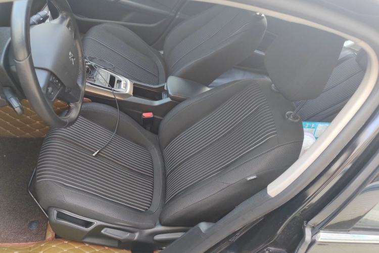 Used Peugeot 408 2016 1.6T Automatic Luxury Edition Left Front Seat