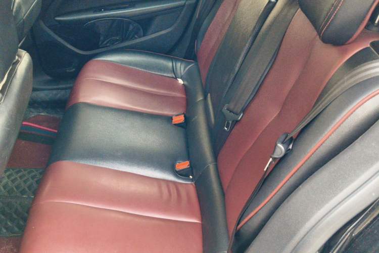 Used Peugeot 408 2016 1.6T Automatic Luxury Edition Left Rear Seat