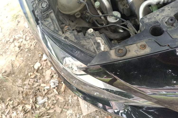 Used Peugeot 408 2016 1.6T Automatic Luxury Edition Right Front Headlight