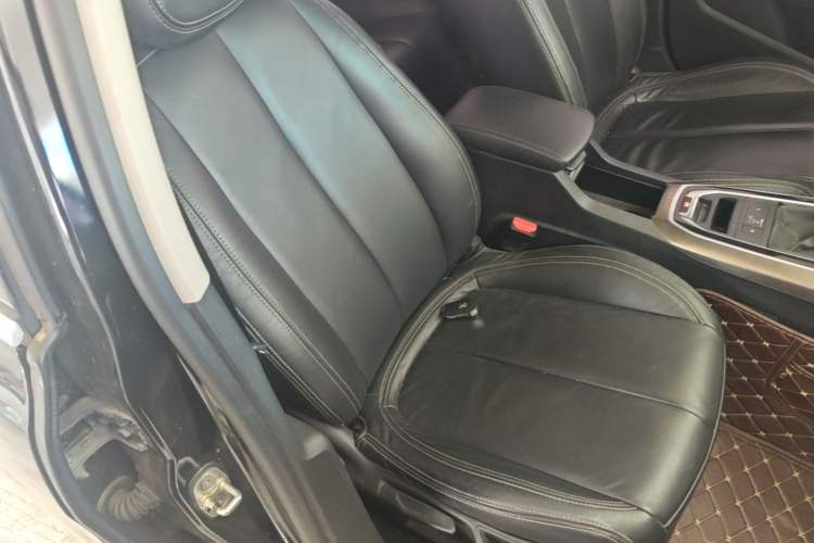 Used Peugeot 408 2016 1.6T Automatic Luxury Edition Right Front Seat