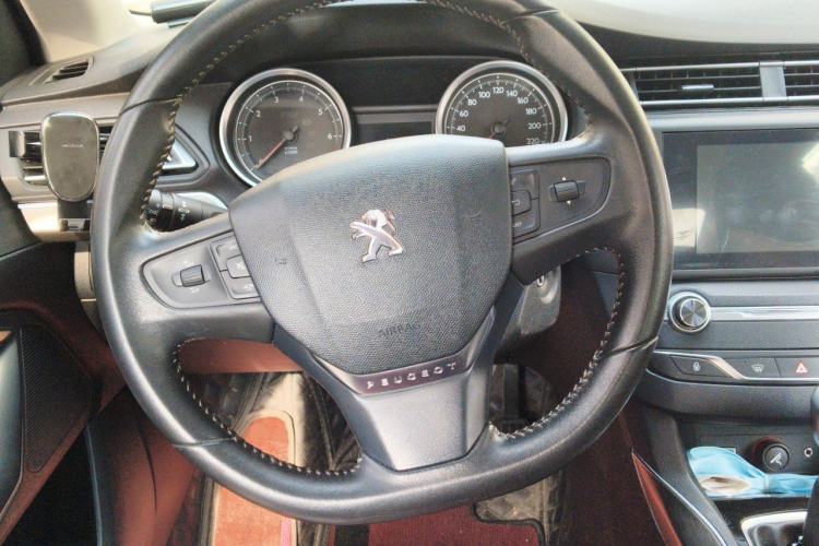 Used Peugeot 408 2016 1.6T Automatic Luxury Edition Steering Wheel