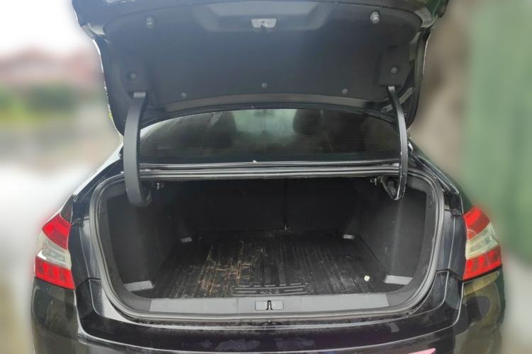 Used Peugeot 408 2016 1.6T Automatic Luxury Edition Trunk