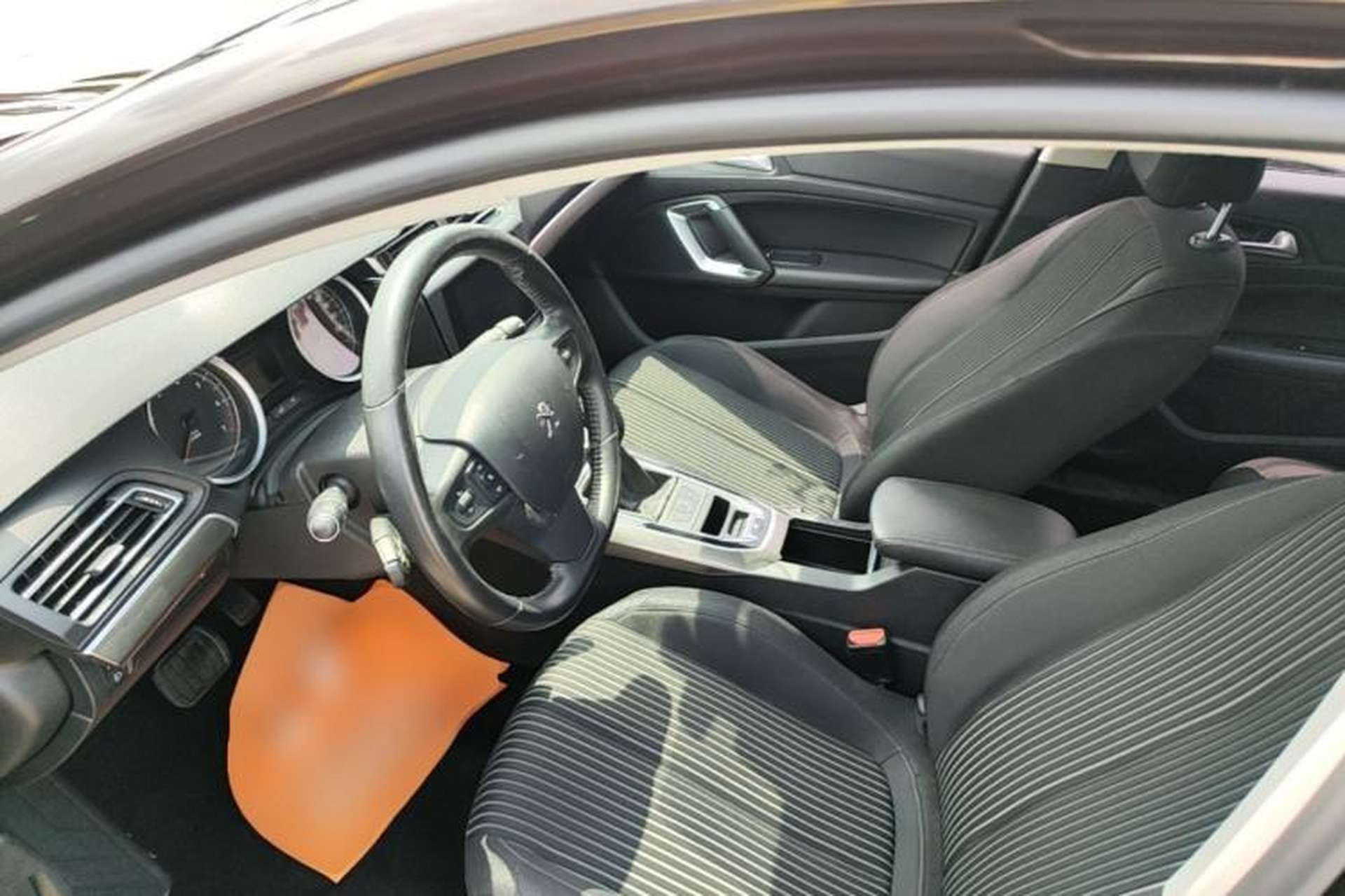 Used Peugeot 408 2016 1.6T Automatic Luxury Edition Driver Seat