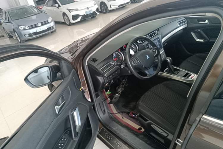 Used Peugeot 408 2016 1.6T Automatic Luxury Edition Driver Seat