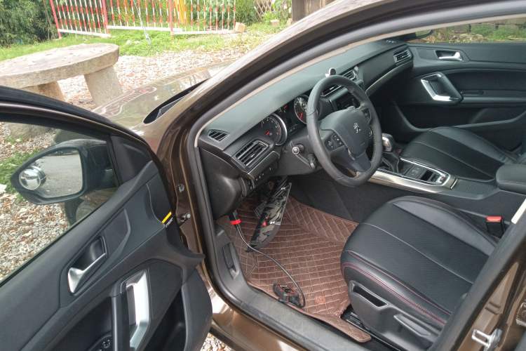 Used Peugeot 408 2016 1.6T Automatic Luxury Edition Driver Seat