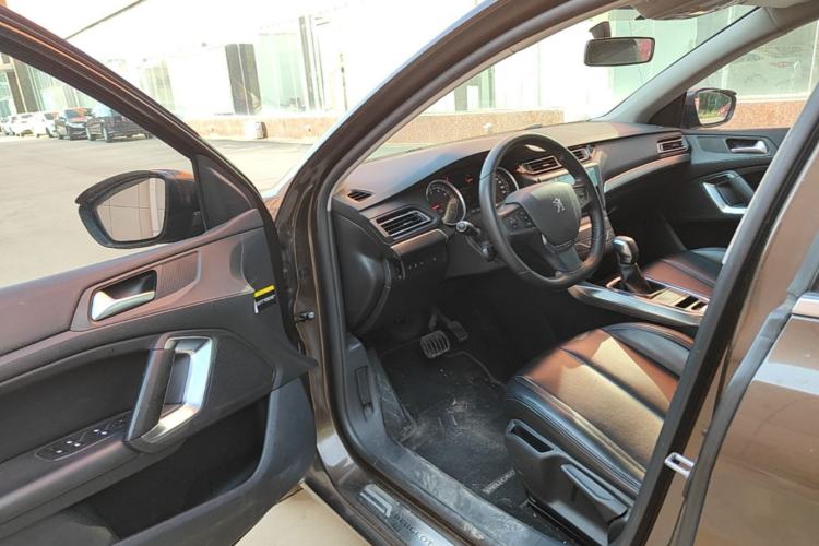 Used Peugeot 408 2016 1.6T Automatic Luxury Edition Driver Seat