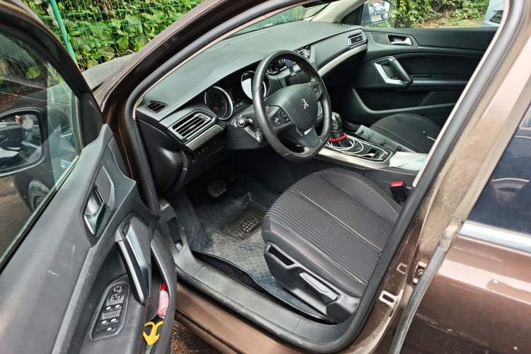 Used Peugeot 408 2016 1.6T Automatic Luxury Edition Driver Seat