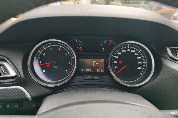 Used Peugeot 408 2016 1.6T Automatic Luxury Edition Instrument Cluster