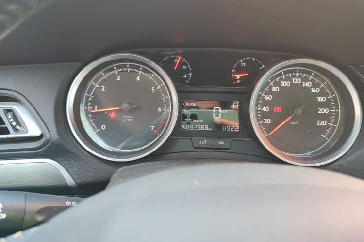 Used Peugeot 408 2016 1.6T Automatic Luxury Edition Instrument Cluster