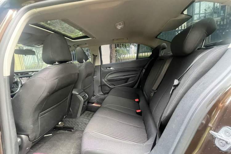 Used Peugeot 408 2016 1.6T Automatic Luxury Edition Interior 3