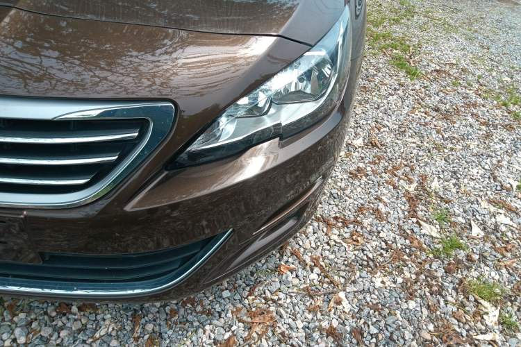 Used Peugeot 408 2016 1.6T Automatic Luxury Edition Left Front Headlight
