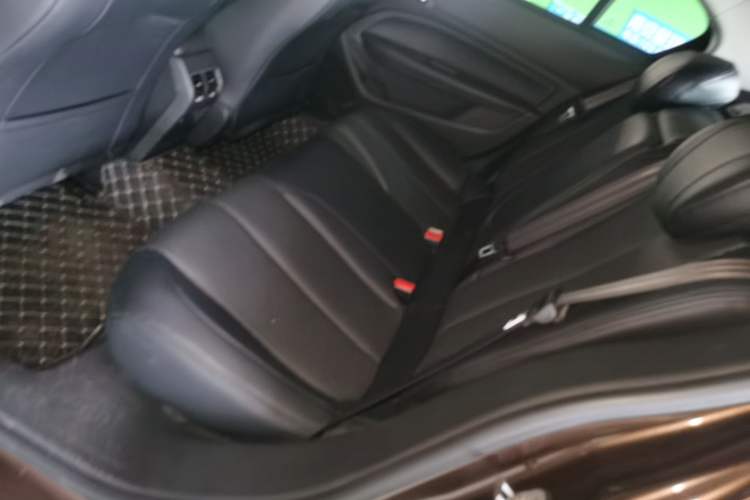 Used Peugeot 408 2016 1.6T Automatic Luxury Edition Left Rear Seat