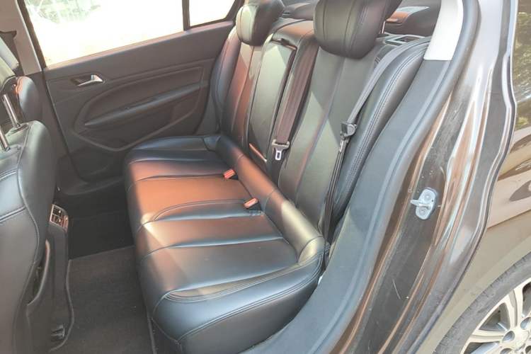 Used Peugeot 408 2016 1.6T Automatic Luxury Edition Left Rear Seat