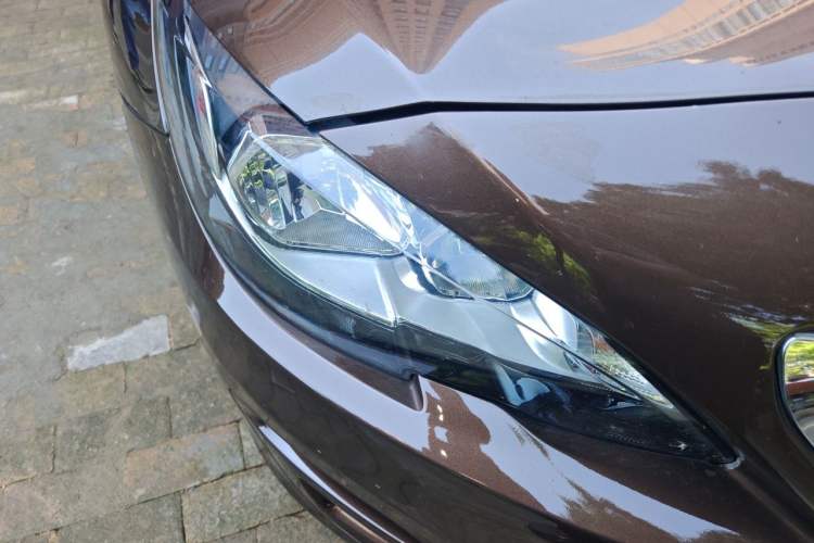 Used Peugeot 408 2016 1.6T Automatic Luxury Edition Right Front Headlight