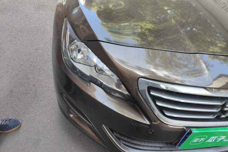 Used Peugeot 408 2016 1.6T Automatic Luxury Edition Right Front Headlight