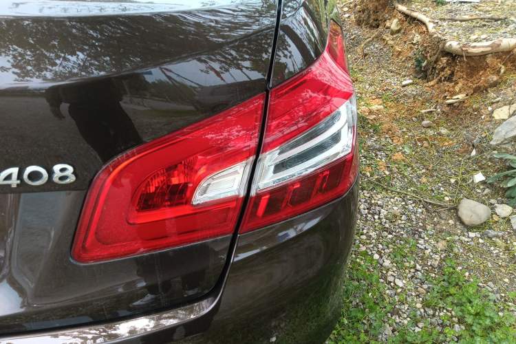 Used Peugeot 408 2016 1.6T Automatic Luxury Edition Right Rear Taillight