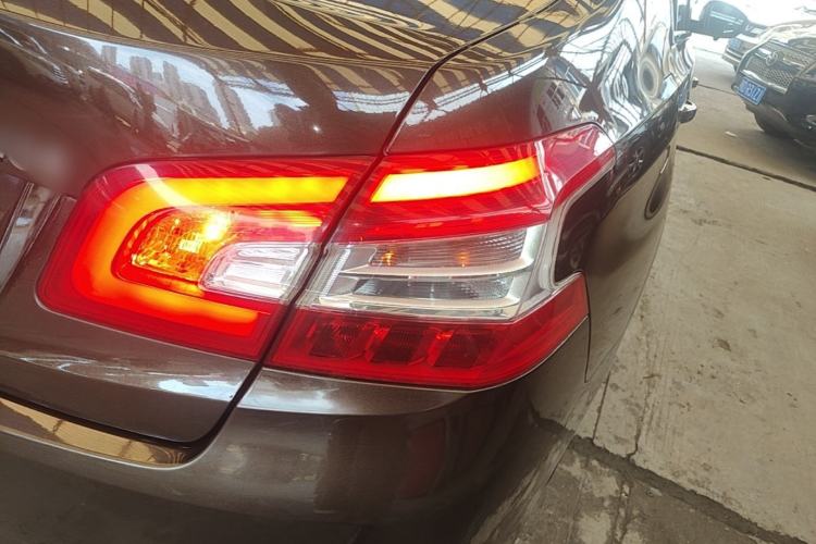 Used Peugeot 408 2016 1.6T Automatic Luxury Edition Right Rear Taillight