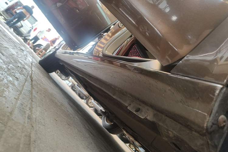 Used Peugeot 408 2016 1.6T Automatic Luxury Edition Right Side Sill