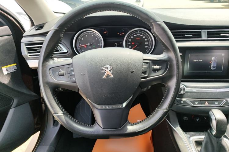 Used Peugeot 408 2016 1.6T Automatic Luxury Edition Steering Wheel