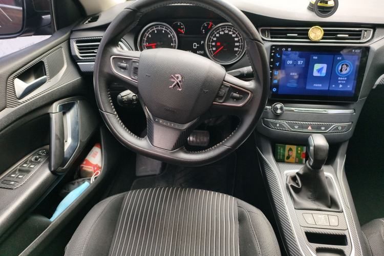 Used Peugeot 408 2016 1.6T Automatic Luxury Edition Steering Wheel
