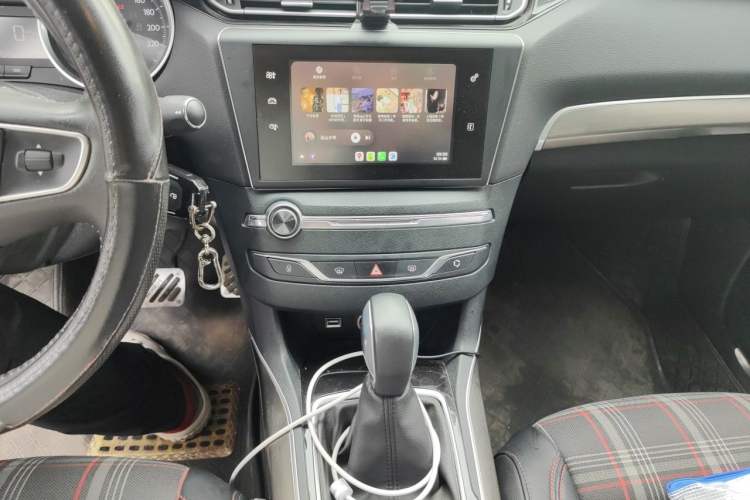 Used Peugeot 408 2016 1.6T Automatic Luxury Edition Audio And AC Panel