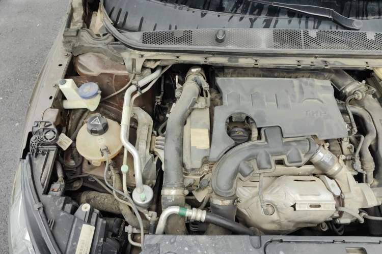 Used Peugeot 408 2016 1.6T Automatic Luxury Edition Engine Bay Right